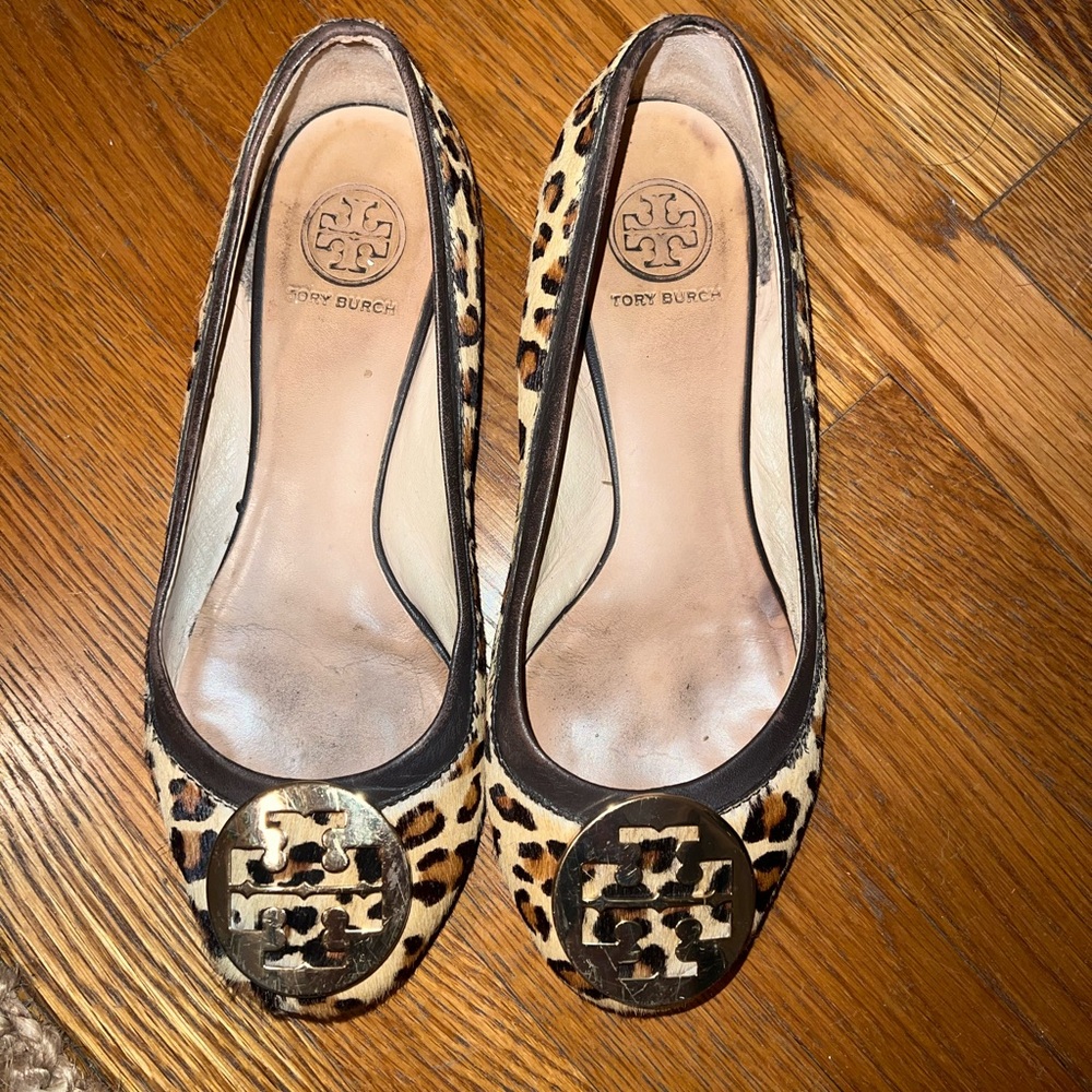 Cheetah print Tory Burch ballet flats (8.5)
